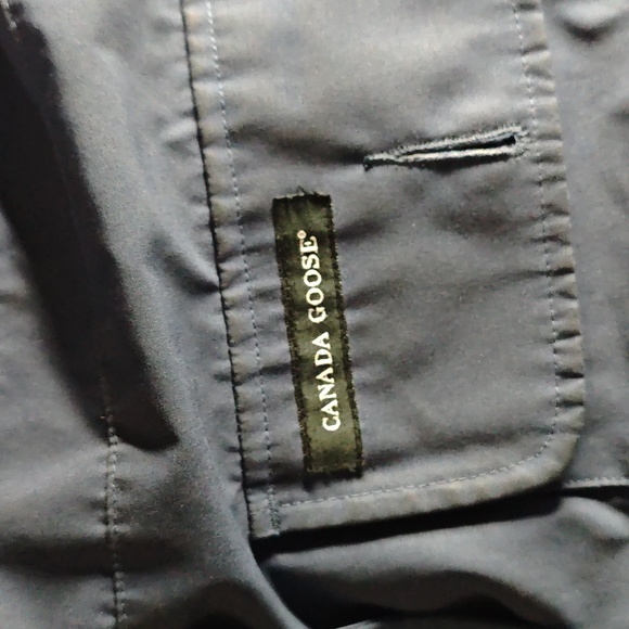 ❌Sold ❌❌Canada goose size xl - Picture 5 of 8